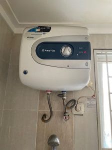 Water heater listrik